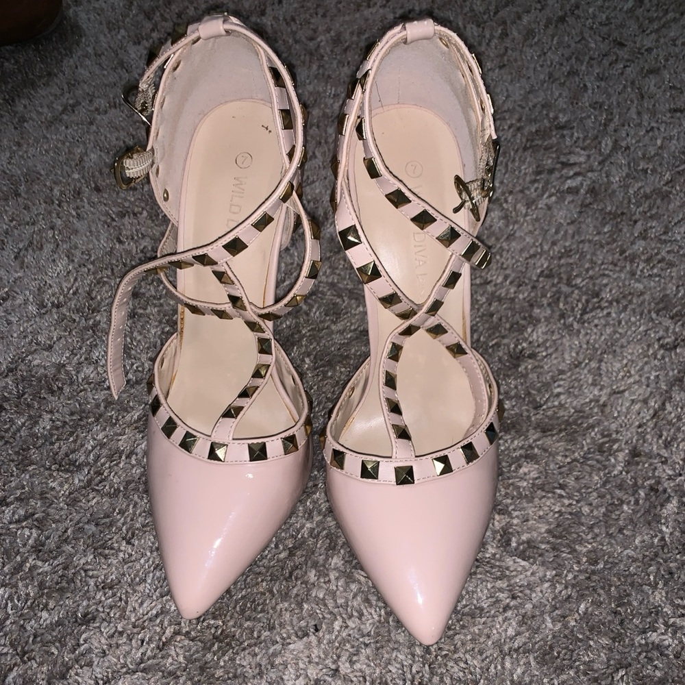 Wild Diva Nude Studded Pumps